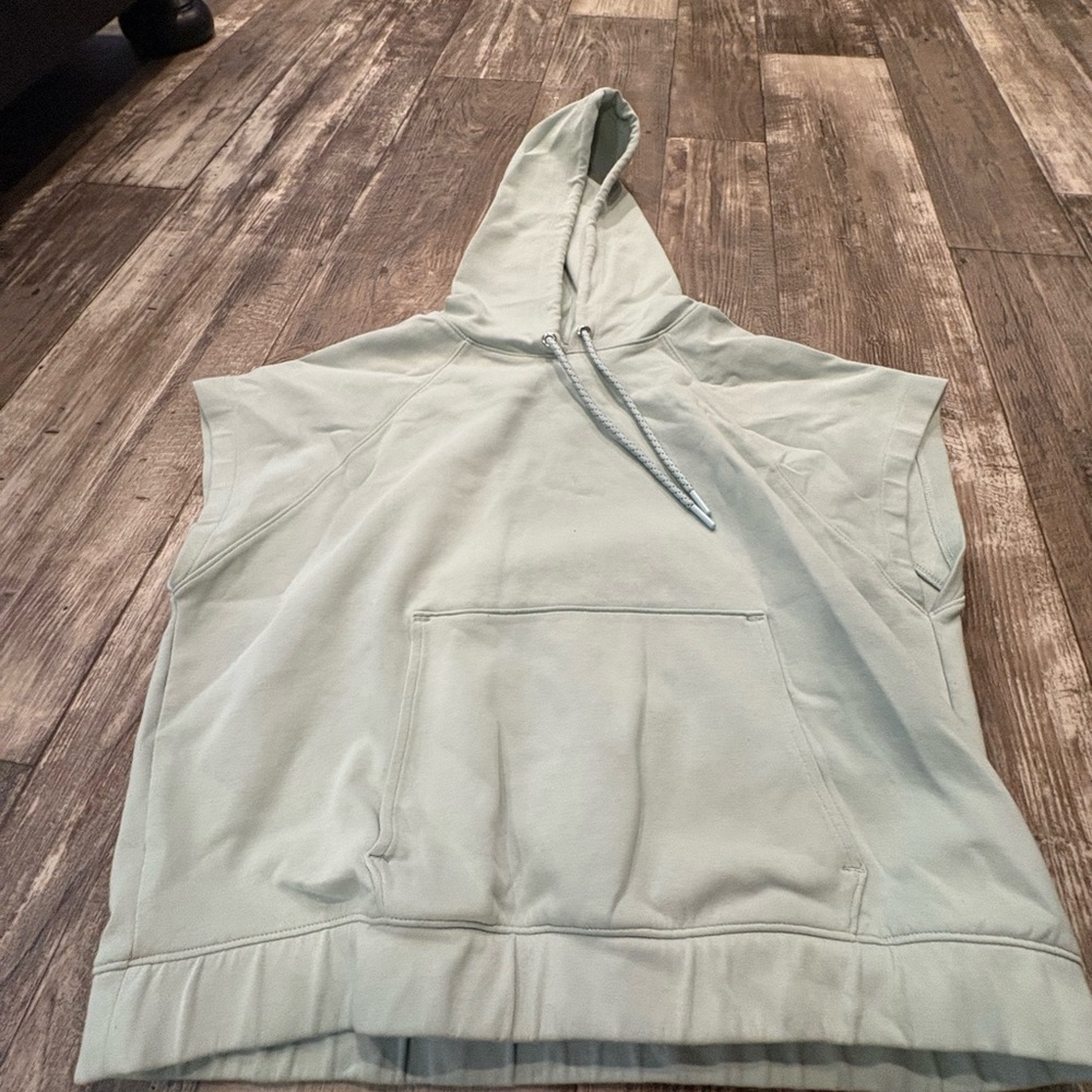 Old Navy Light Gray Hooded Sleeveless Jacket